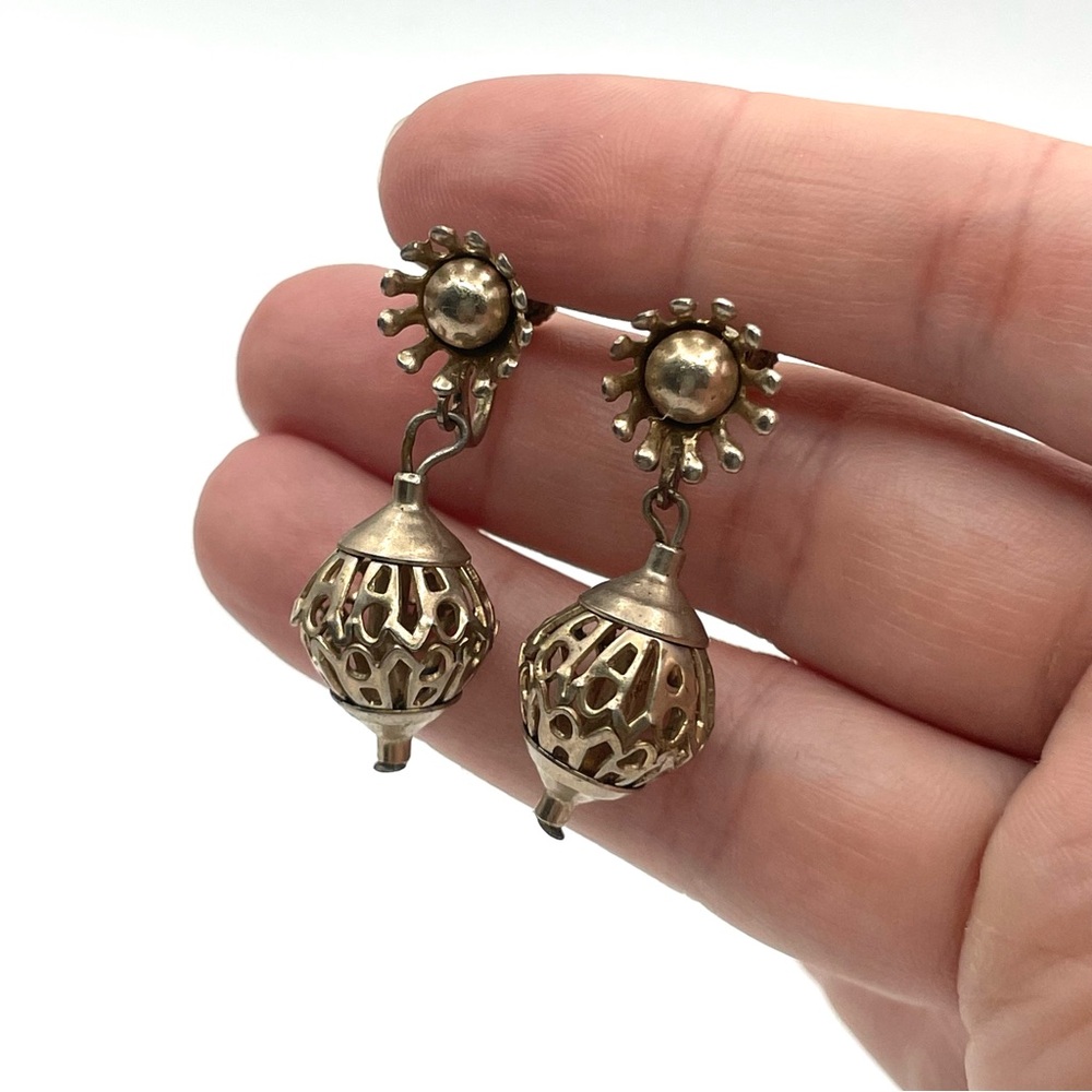 Vintage Victorian Style Filigree Gold Tone Dangle Ball Screw Back Earrings
